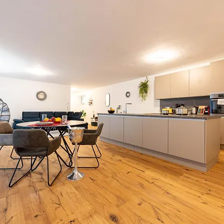 Apartment Lit Living - Luxury House - Box Spring - Parking - Exclusive Kitchen Hemsbach