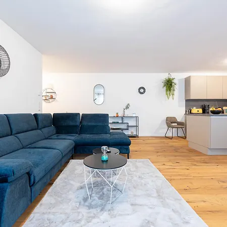 Lit Living - Luxury House - Box Spring - Parking - Exclusive Kitchen Hemsbach